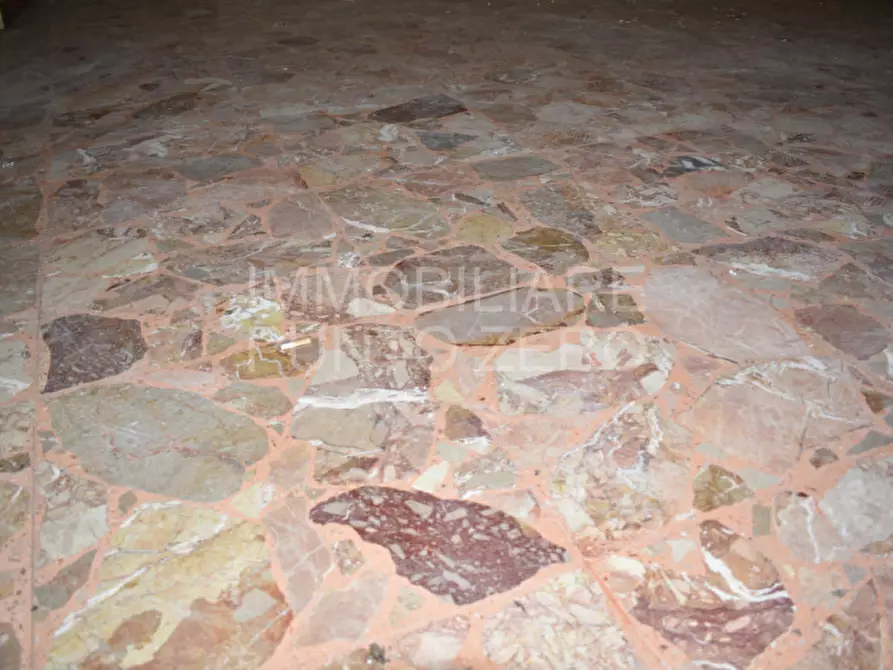 Immagine 30 di Appartamento in vendita  in PIAZZALE RUSTICI a Corniglio