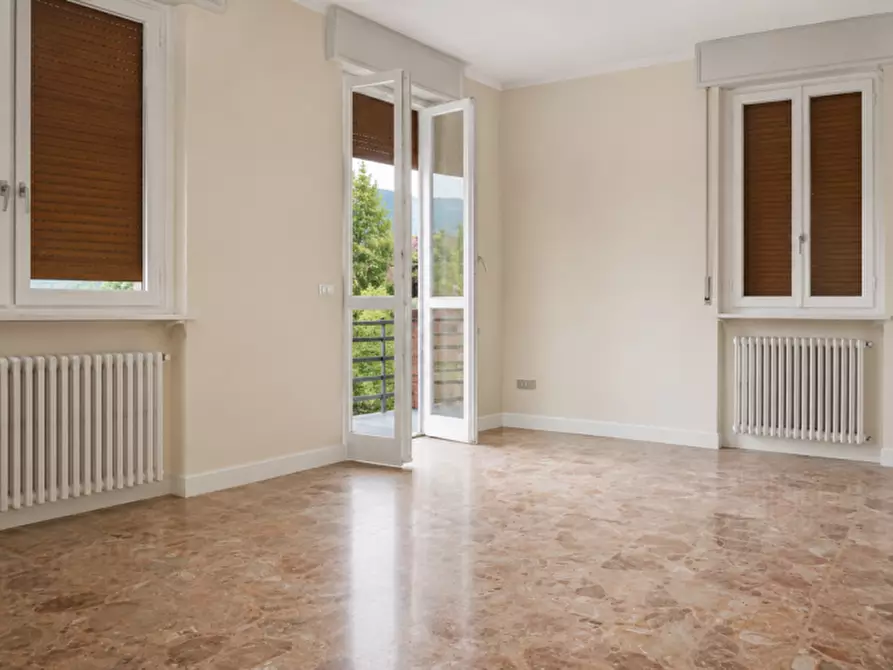 Immagine 27 di Appartamento in vendita  in PIAZZALE RUSTICI a Corniglio