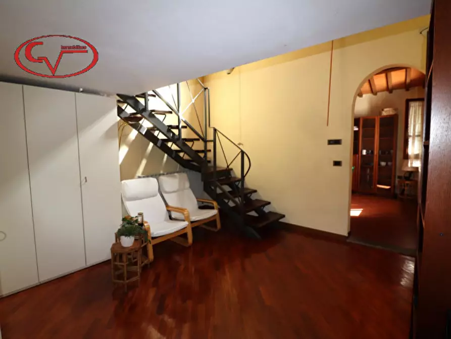 Immagine 5 di Appartamento in vendita  in via poggio bracciolini a Montevarchi