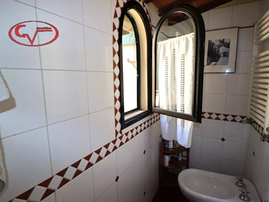 Immagine 21 di Appartamento in vendita  in via poggio bracciolini a Montevarchi