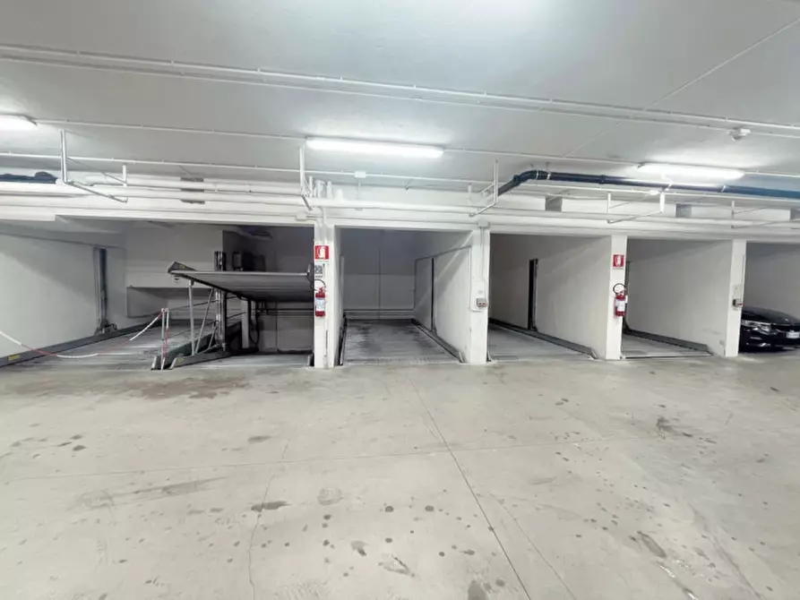 Immagine 2 di Posto auto in vendita  in PADOVA-CENTRO STORICO RIF 445 a Padova