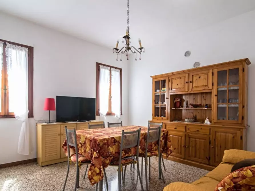 Immagine 4 di Villa in vendita  in Vicolo Bassetto a Selvazzano Dentro