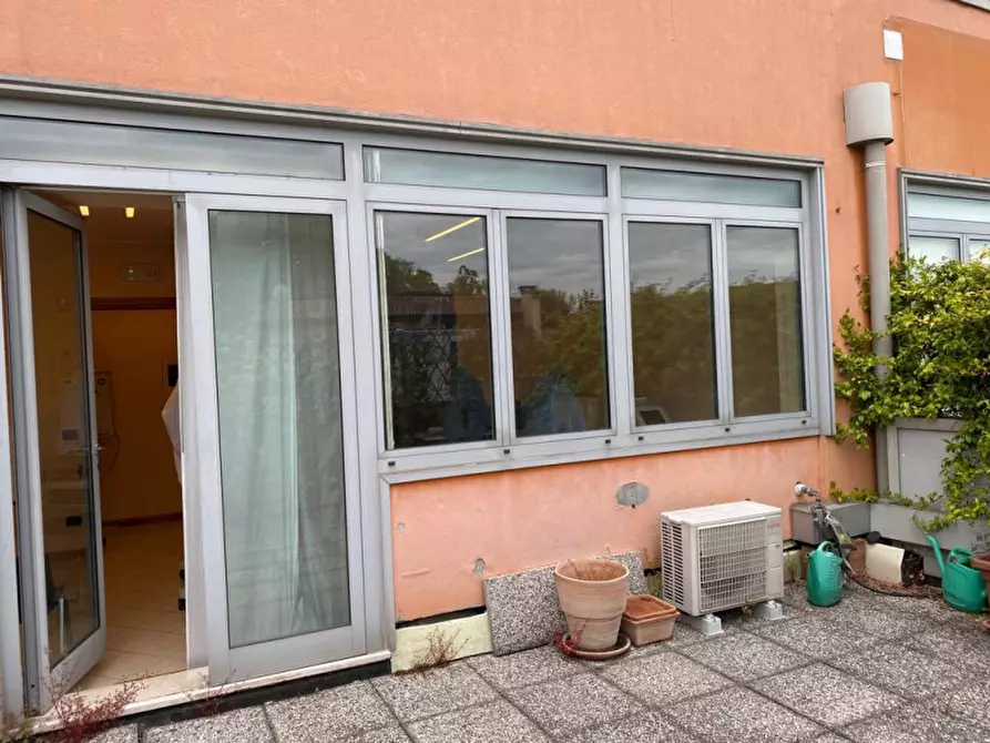 Immagine 21 di Ufficio in vendita  in via gattamelata a Padova