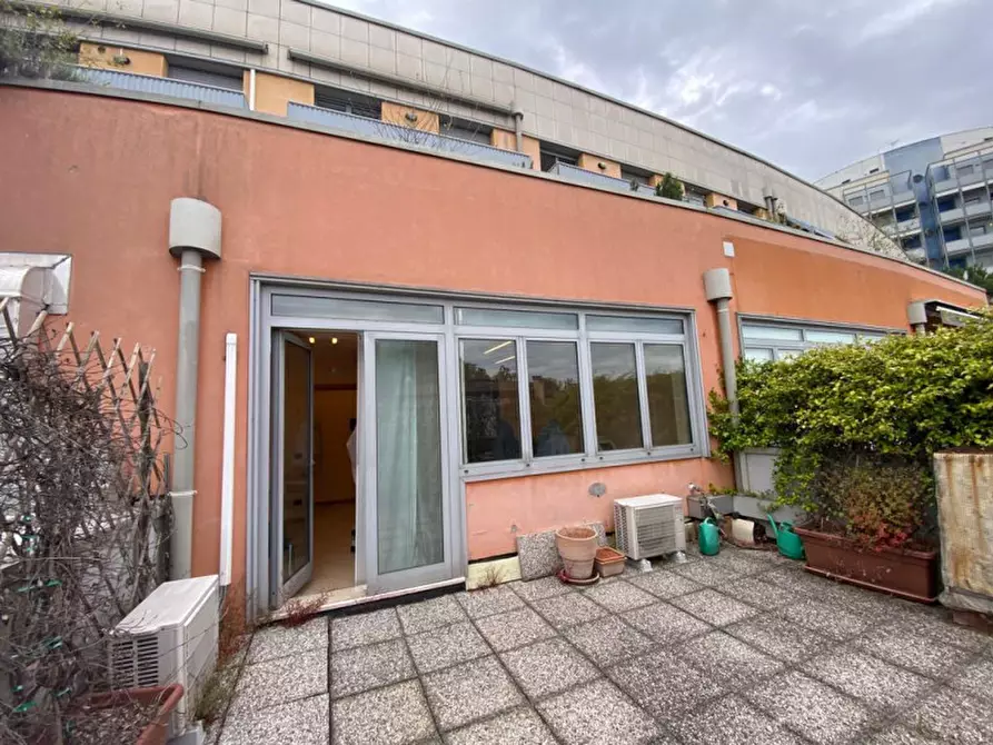 Immagine 22 di Ufficio in vendita  in via gattamelata a Padova