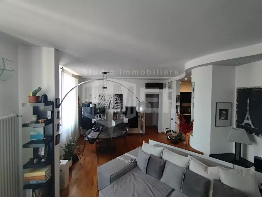 Immagine 13 di Appartamento in vendita  in Via Curtatone montanara 5 a Livorno