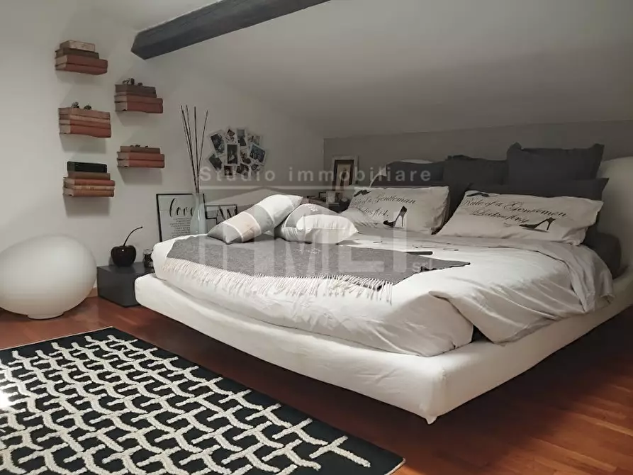 Immagine 14 di Appartamento in vendita  in Via Curtatone montanara 5 a Livorno