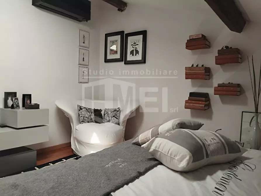 Immagine 15 di Appartamento in vendita  in Via Curtatone montanara 5 a Livorno