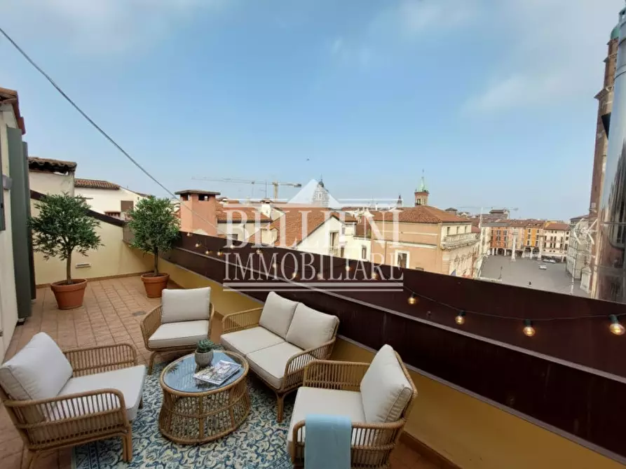 Immagine 8 di Attico in affitto  in piazza dei signori a Vicenza