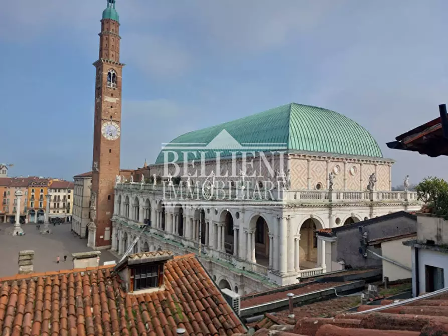 Immagine 9 di Attico in affitto  in piazza dei signori a Vicenza