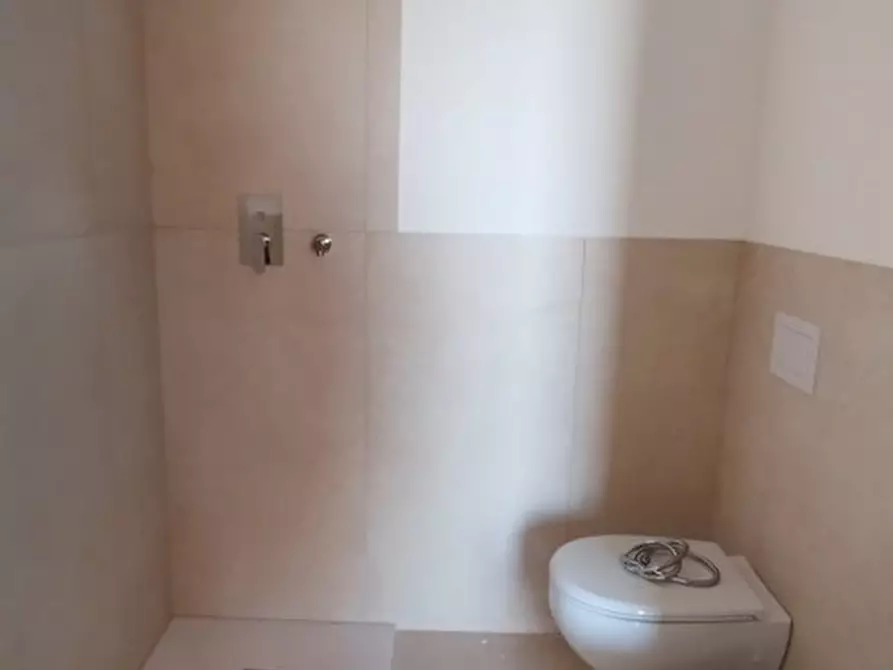 Immagine 11 di Appartamento in vendita  a Teolo