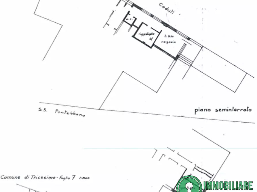 Immagine 3 di Negozio in vendita  in Via dei Caduti 3 a Tricesimo