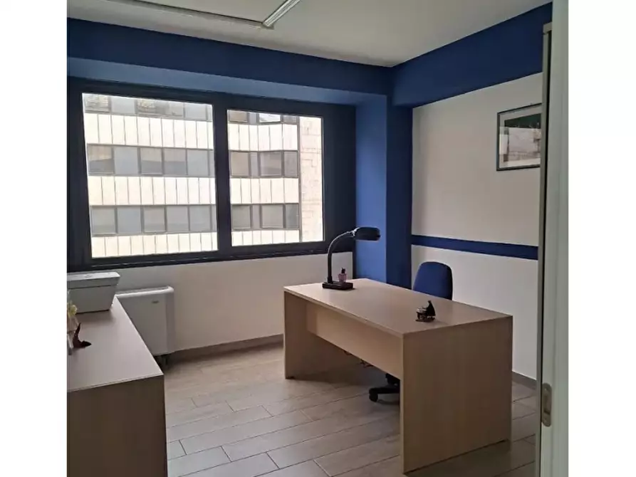 Immagine 1 di Ufficio in affitto  in Centro Direzionale A2 a Napoli
