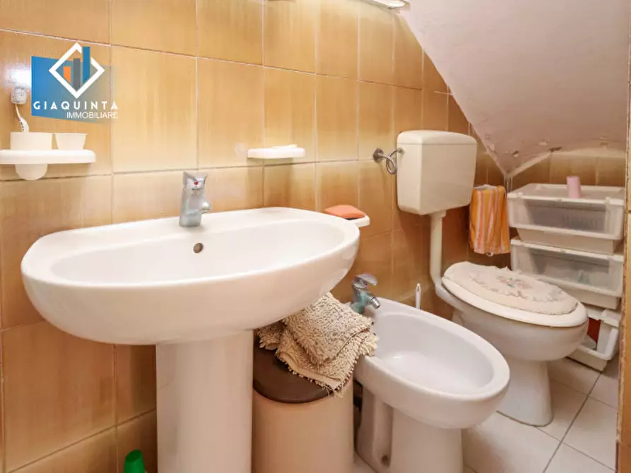 Immagine 10 di Casa indipendente in vendita  in via Giovanni Pacini n.15 a Palagonia