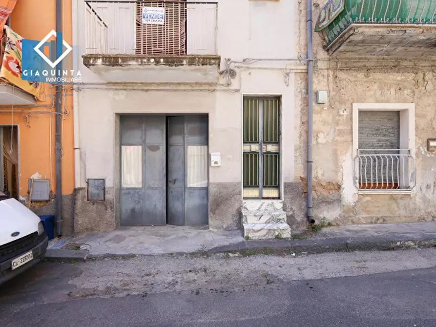 Immagine 13 di Casa indipendente in vendita  in via Giovanni Pacini n.15 a Palagonia