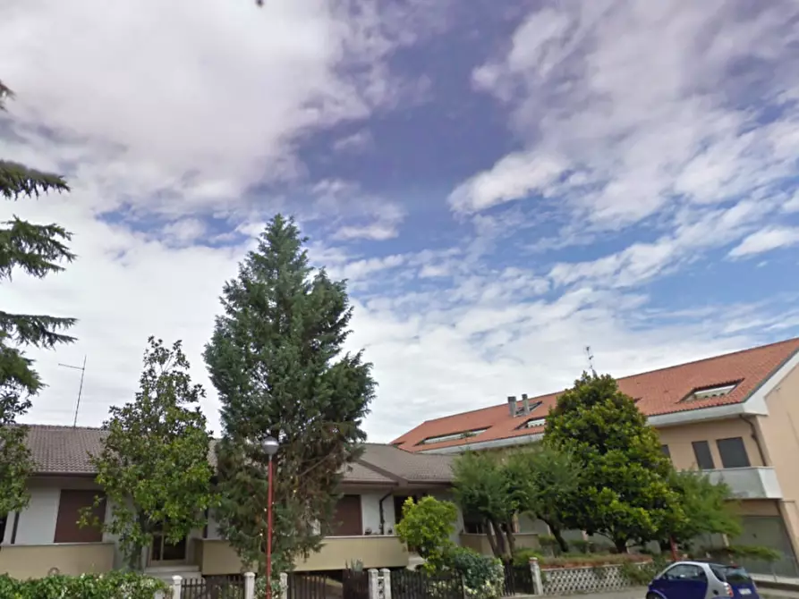 Immagine 14 di Casa bifamiliare in vendita  in Via Fermi a Due Carrare