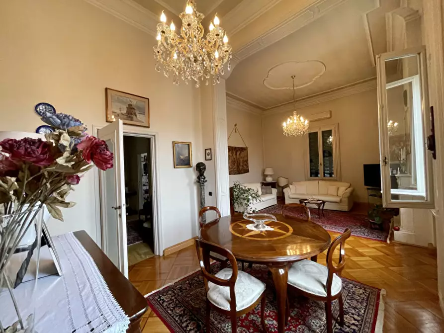 Immagine 2 di Villa in vendita  a Suzzara
