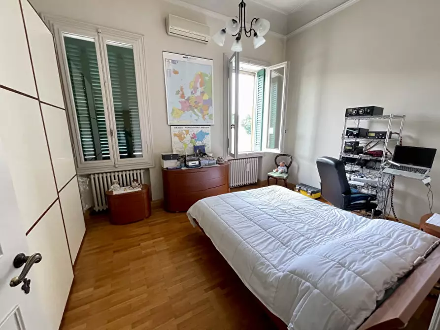 Immagine 21 di Villa in vendita  a Suzzara