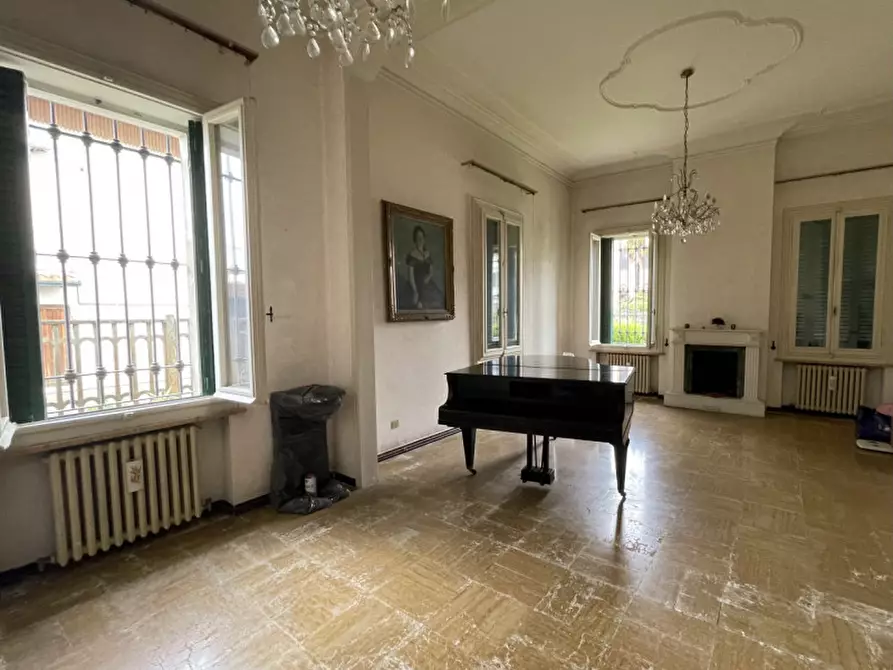 Immagine 25 di Villa in vendita  a Suzzara