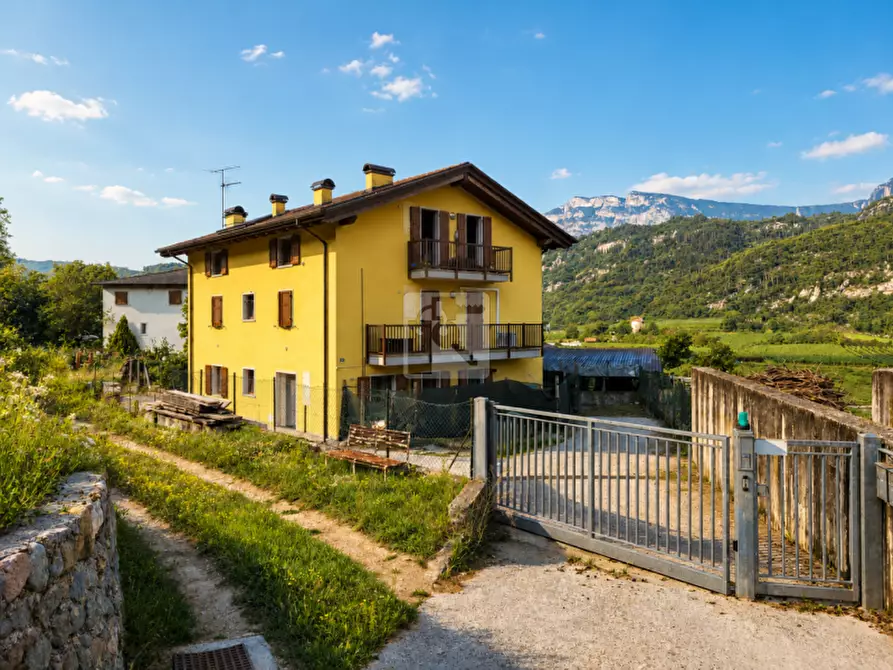 Immagine 2 di Appartamento in vendita  in viale dante alighieri a Cavedine