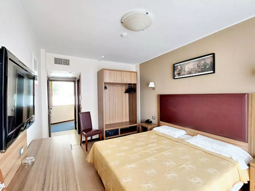 Immagine 17 di Hotel in vendita  in Strada Solaro, N. 134 a San Remo