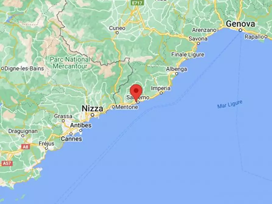 Immagine 25 di Hotel in vendita  in Strada Solaro, N. 134 a San Remo