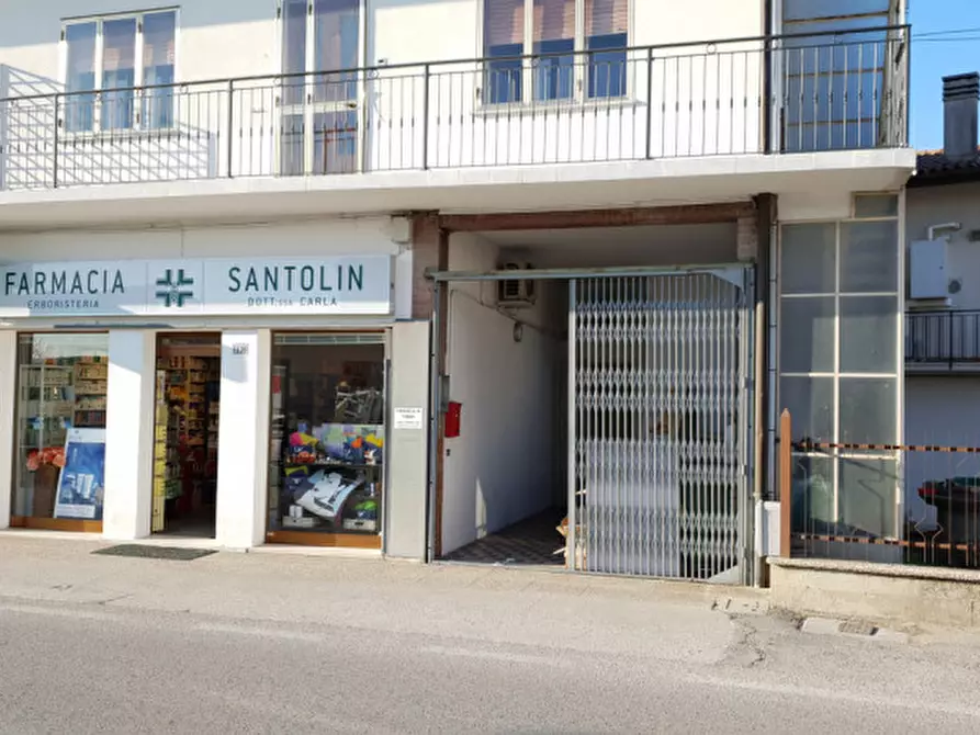 Immagine 3 di Attività commerciale in vendita  in via vo' di sotto a Vo