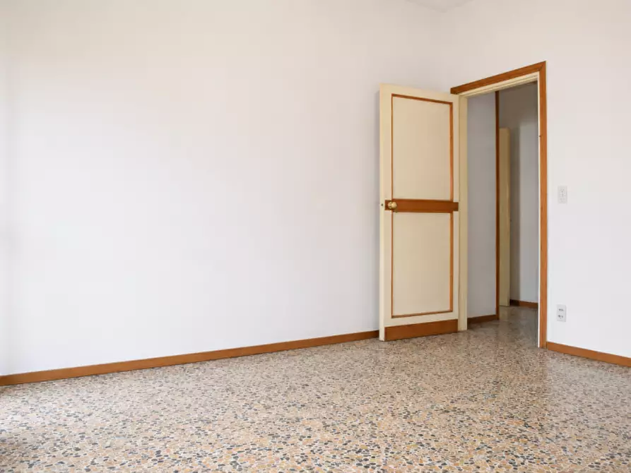 Immagine 12 di Appartamento in vendita  in Via Martiri della Libertà a Medesano