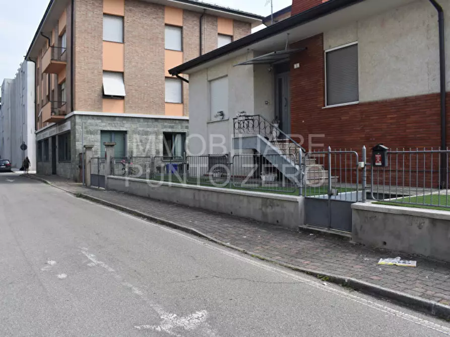 Immagine 33 di Appartamento in vendita  in Via Martiri della Libertà a Medesano
