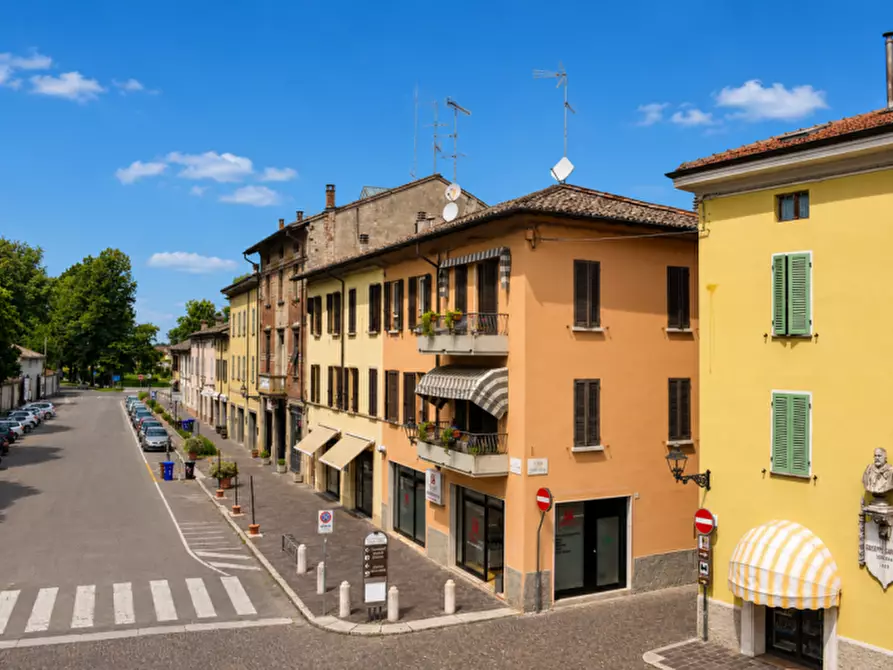 Immagine 1 di Ufficio in vendita  in Piazza Garibaldi a Soragna