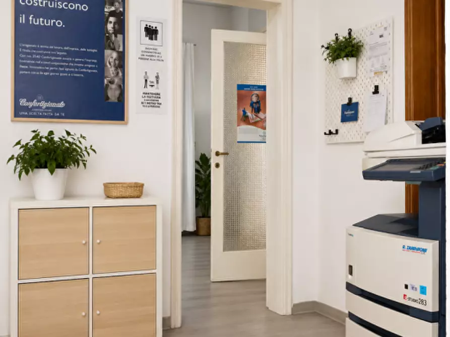Immagine 5 di Ufficio in vendita  in Piazza Garibaldi a Soragna