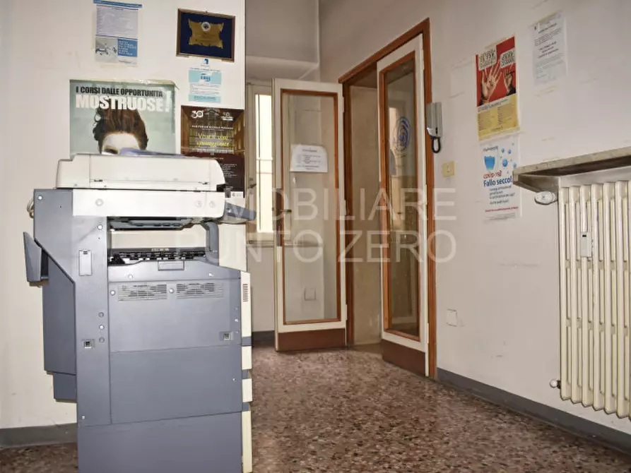 Immagine 6 di Ufficio in vendita  in Piazza Garibaldi a Soragna