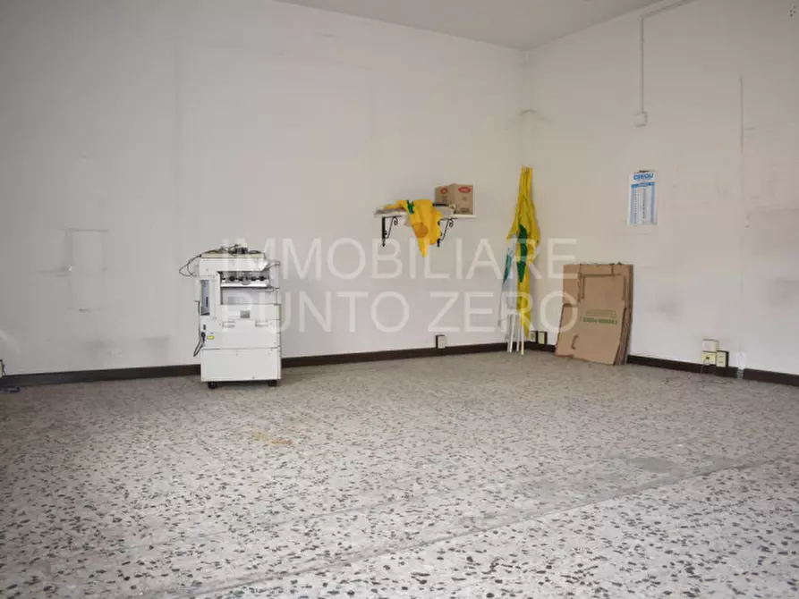 Immagine 7 di Ufficio in vendita  in Piazza Garibaldi a Soragna