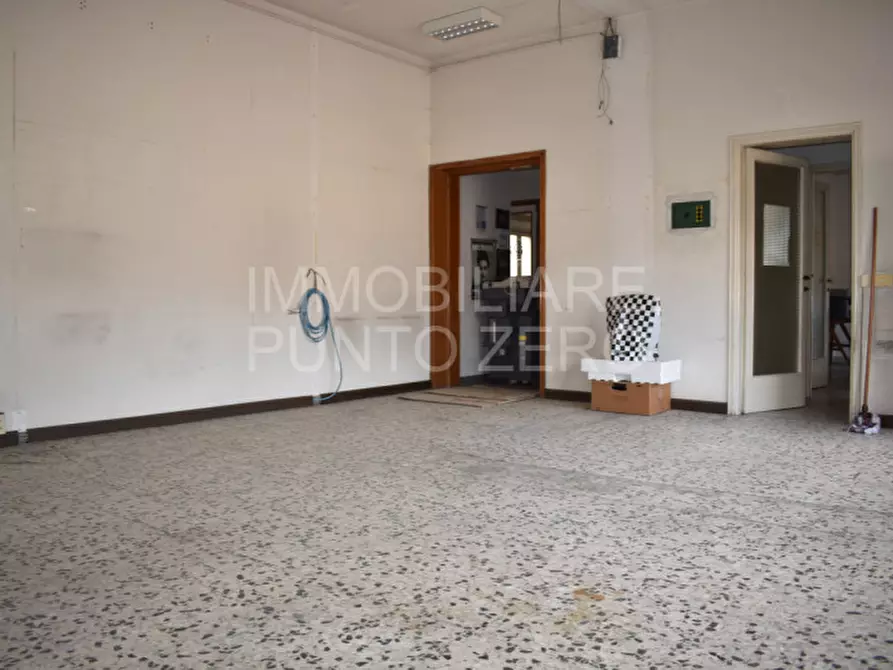 Immagine 8 di Ufficio in vendita  in Piazza Garibaldi a Soragna