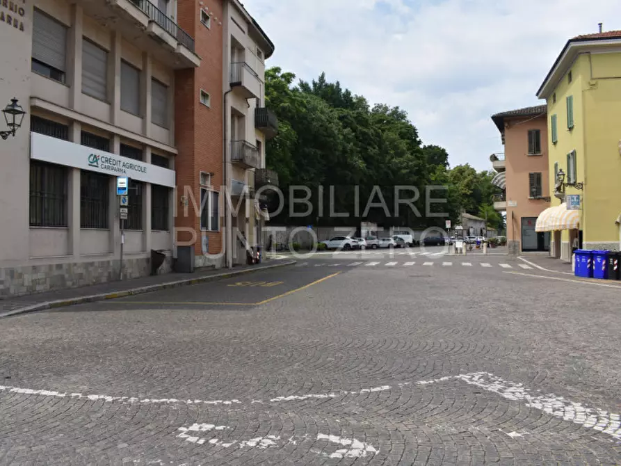 Immagine 24 di Ufficio in vendita  in Piazza Garibaldi a Soragna