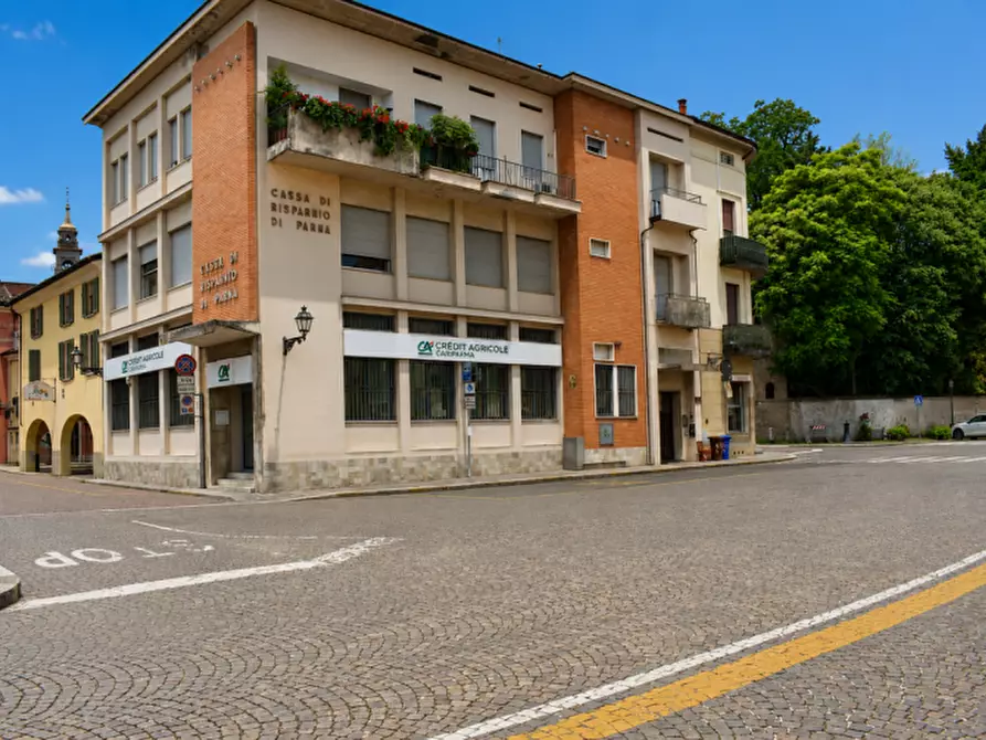 Immagine 34 di Ufficio in vendita  in Piazza Garibaldi a Soragna