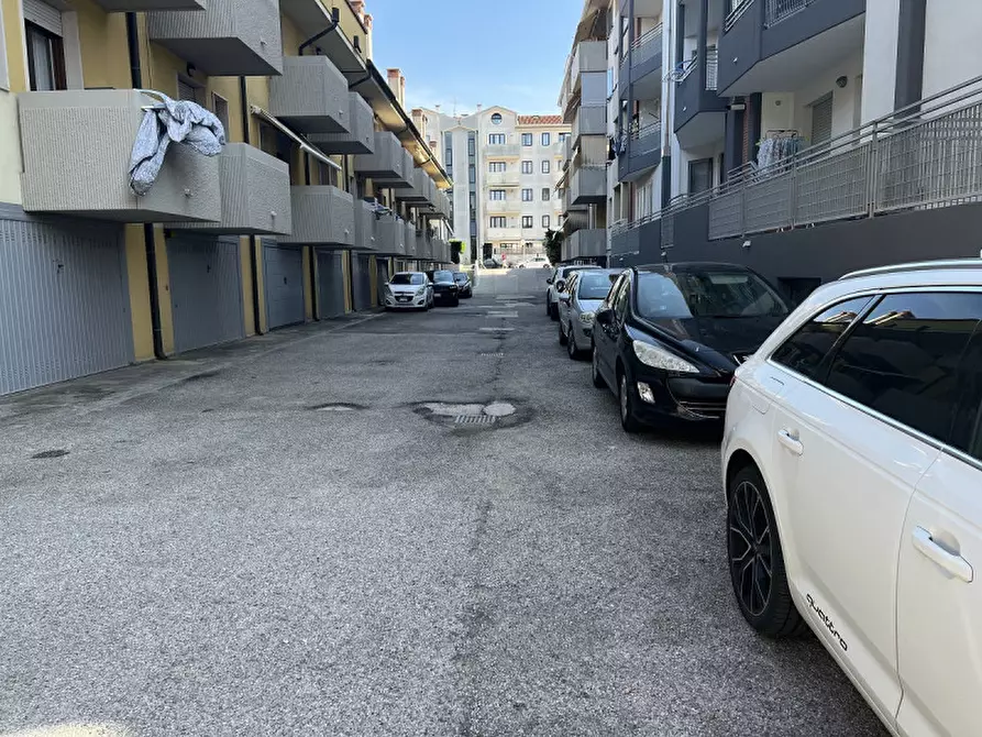 Immagine 2 di Posto auto in vendita  in Via Pigafetta a Chioggia