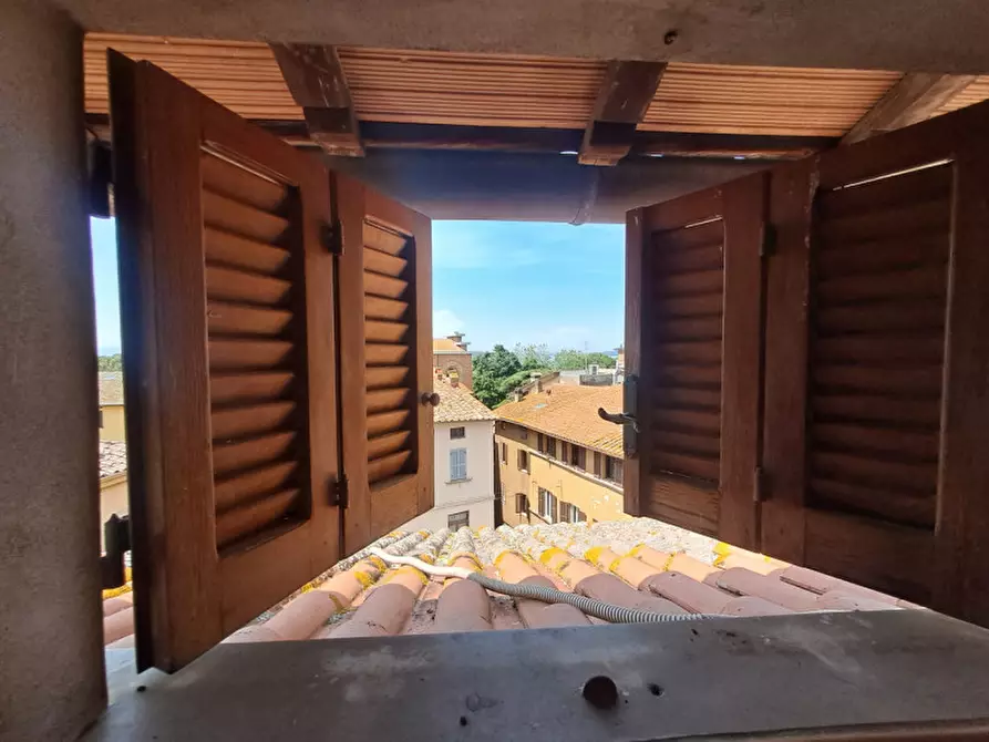 Immagine 1 di Appartamento in vendita  a Passignano Sul Trasimeno