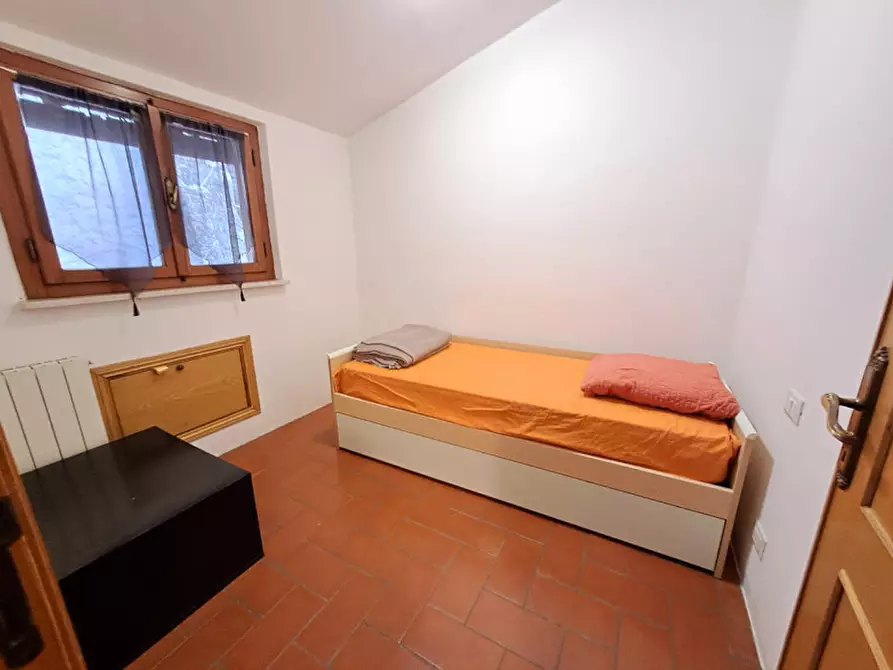 Immagine 9 di Appartamento in vendita  a Passignano Sul Trasimeno