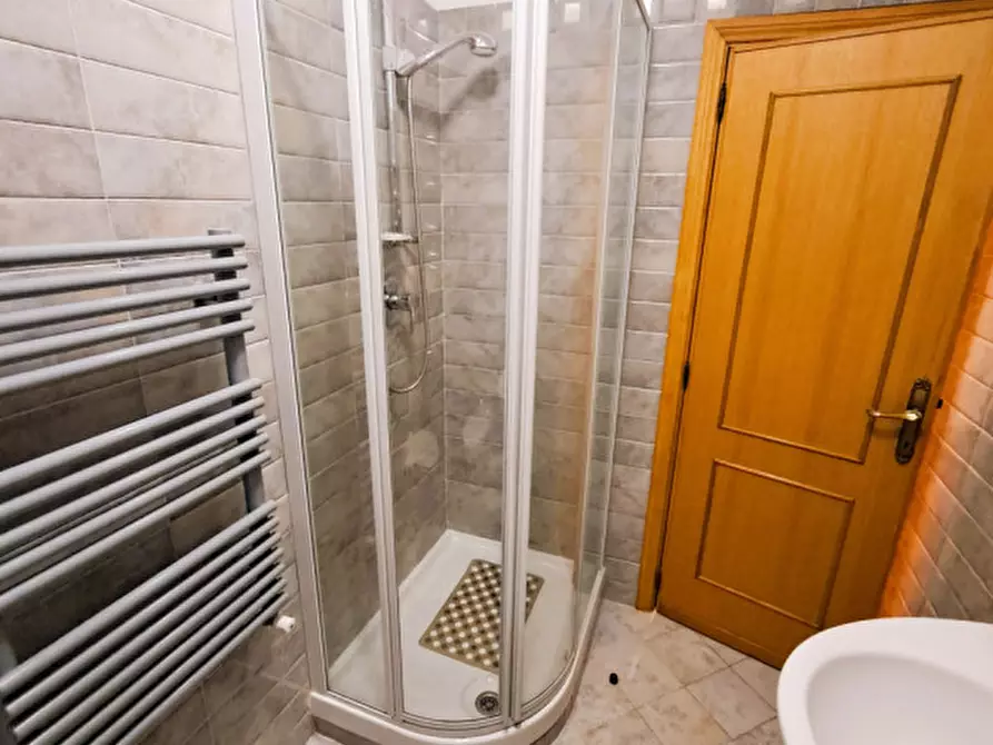 Immagine 10 di Appartamento in vendita  a Passignano Sul Trasimeno