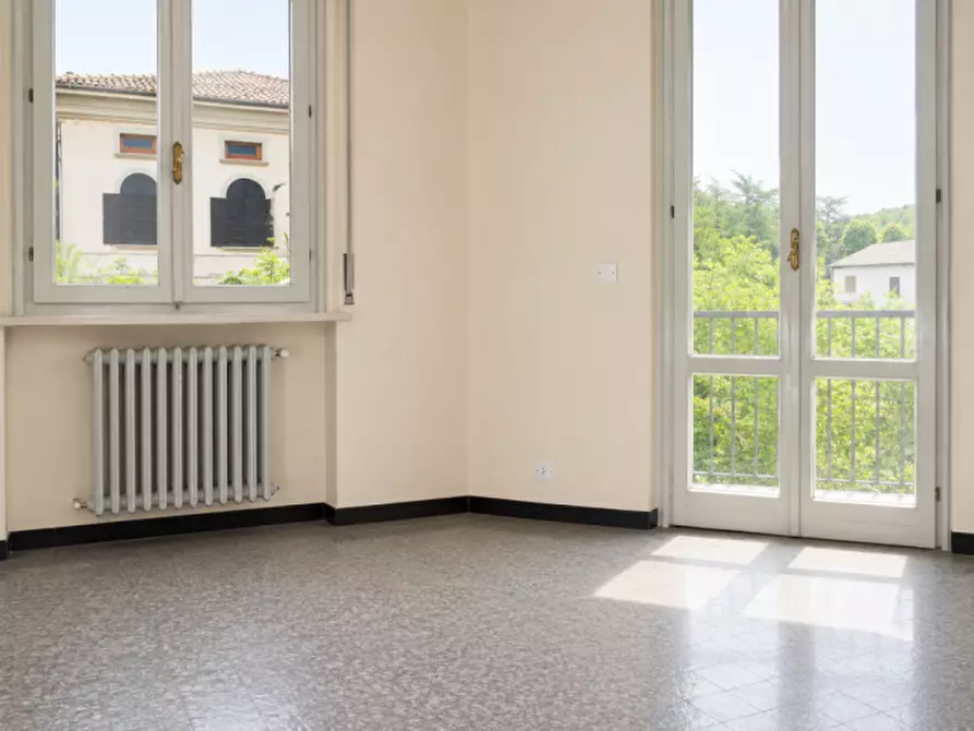 Immagine 4 di Appartamento in vendita  in Via Roma a Pellegrino Parmense