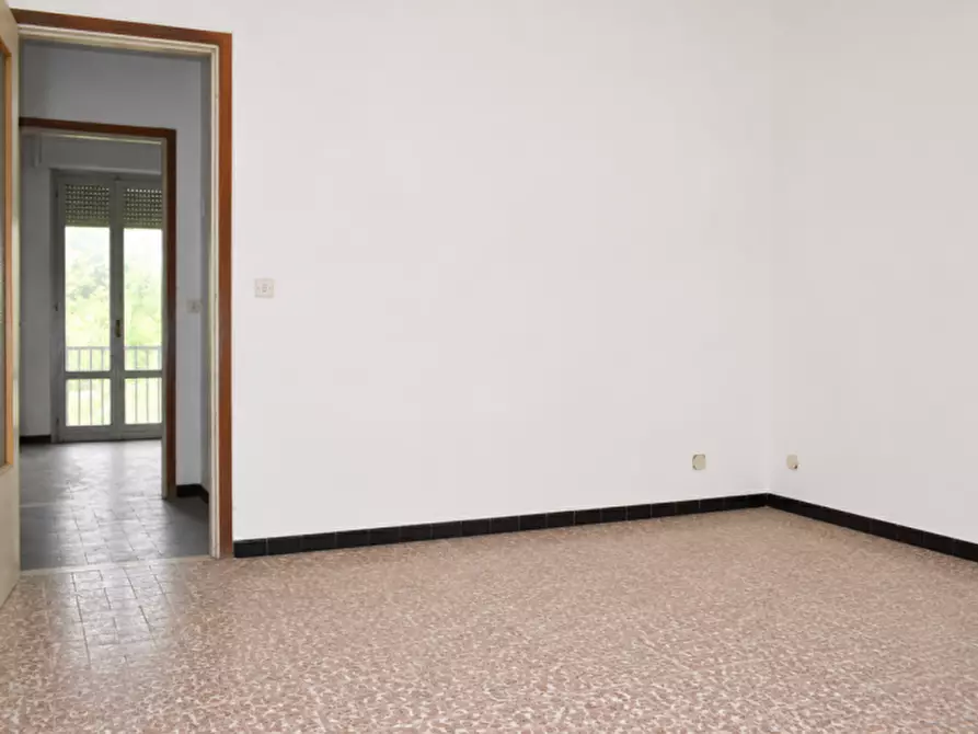 Immagine 11 di Appartamento in vendita  in Via Roma a Pellegrino Parmense
