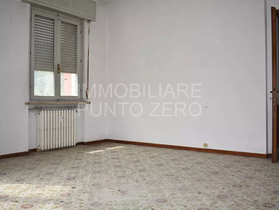 Immagine 4 di Appartamento in vendita  in Via Roma a Pellegrino Parmense