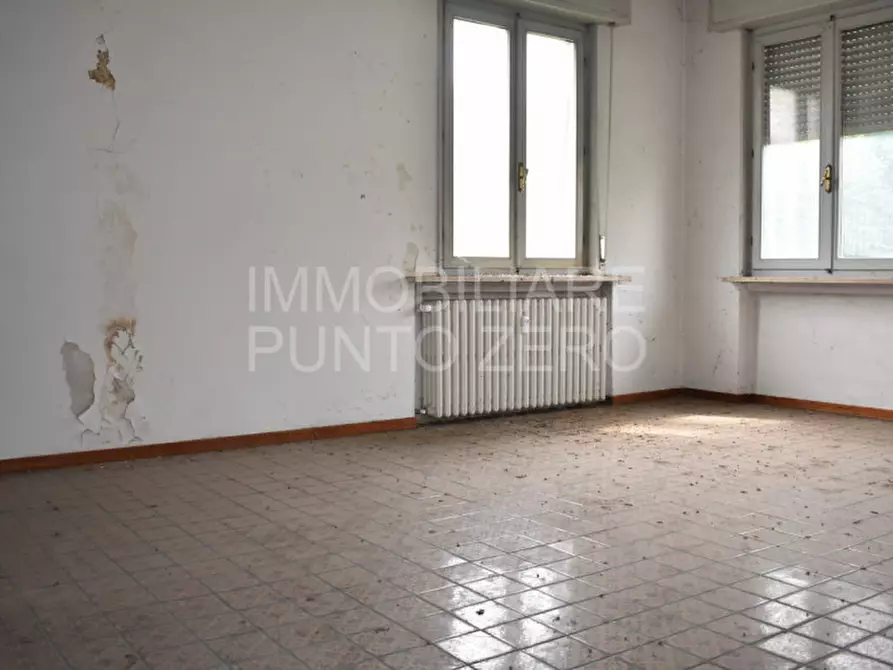 Immagine 10 di Appartamento in vendita  in Via Roma a Pellegrino Parmense