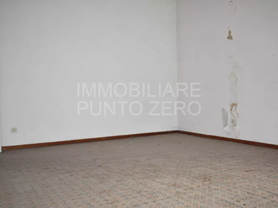 Immagine 12 di Appartamento in vendita  in Via Roma a Pellegrino Parmense