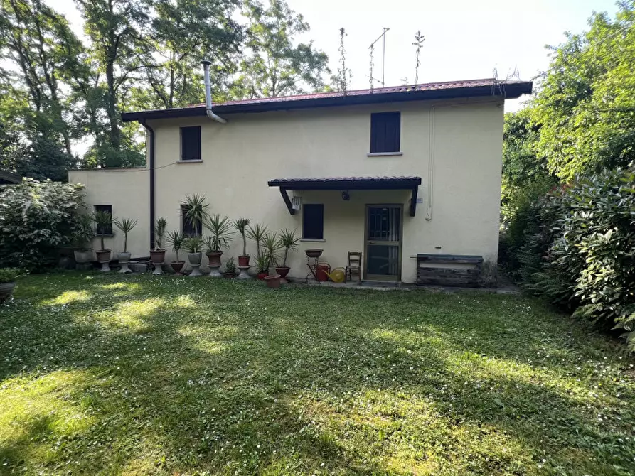 Immagine 1 di Casa indipendente in vendita  in via spinazzola a Rovolon