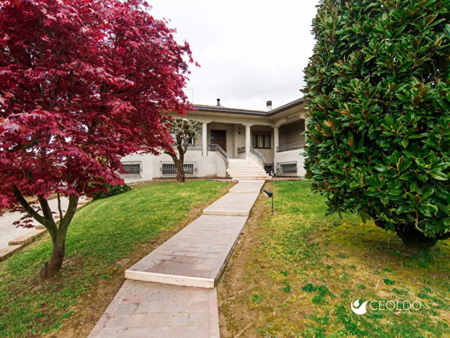 Immagine 1 di Casa bifamiliare in vendita  in Via Della Pieve a Massanzago