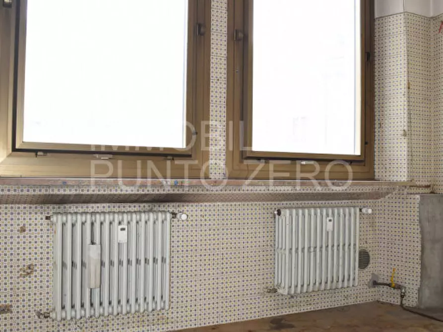 Immagine 7 di Appartamento in vendita  in Piazza Lorenzo Berzieri a Salsomaggiore Terme