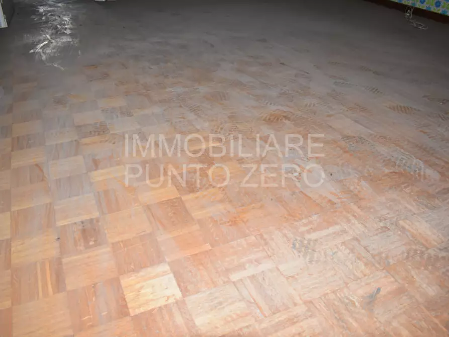 Immagine 23 di Appartamento in vendita  in Piazza Lorenzo Berzieri a Salsomaggiore Terme