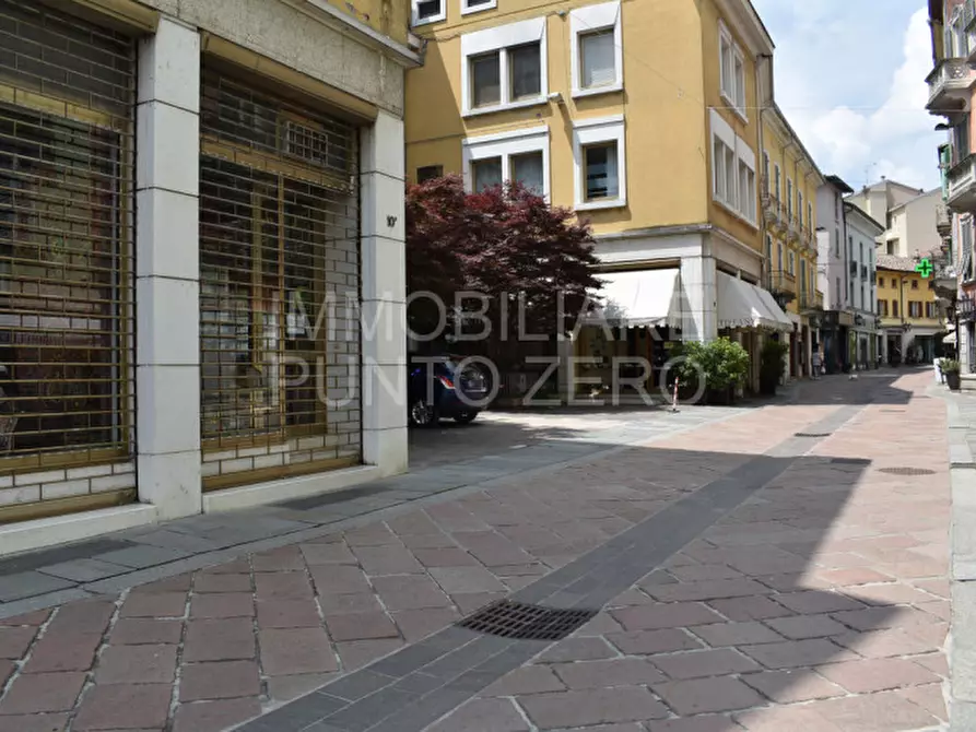 Immagine 29 di Appartamento in vendita  in Piazza Lorenzo Berzieri a Salsomaggiore Terme