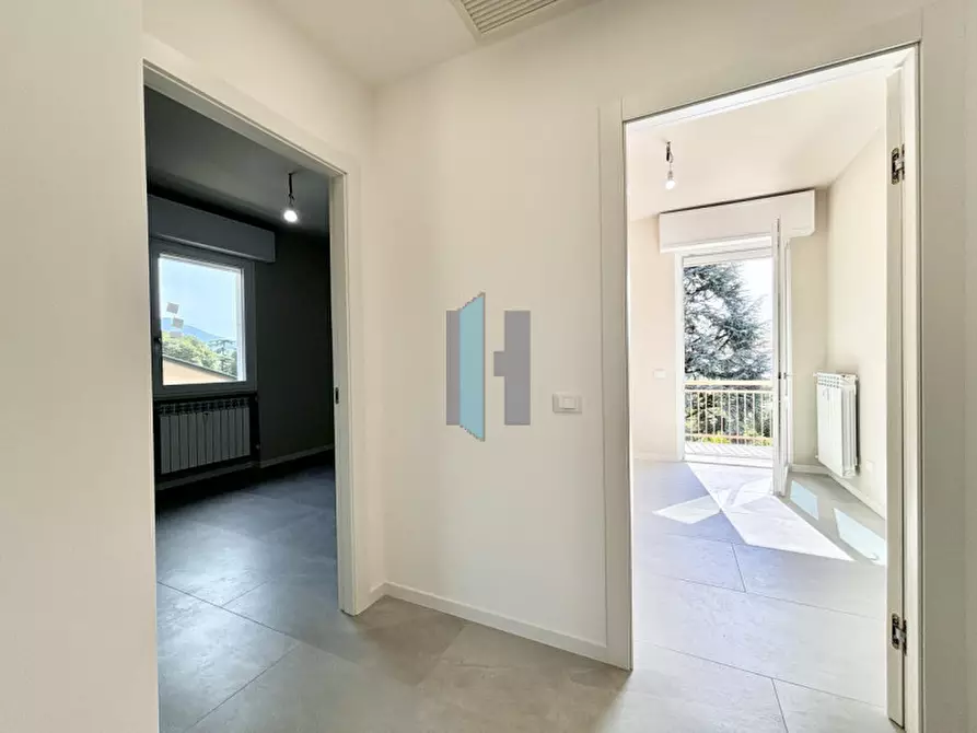 Immagine 8 di Appartamento in vendita  in Via Fratelli Anderloni a Brescia